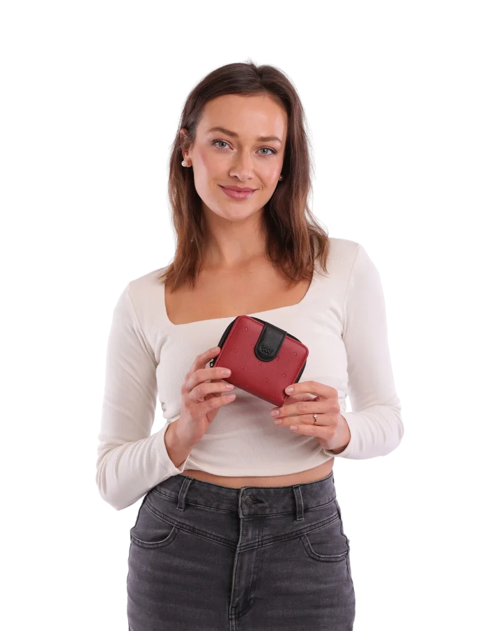 Fabiola Red