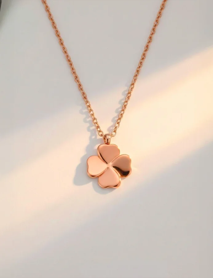Colier Fouria Rose Gold