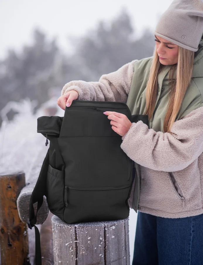 Elion Small Black