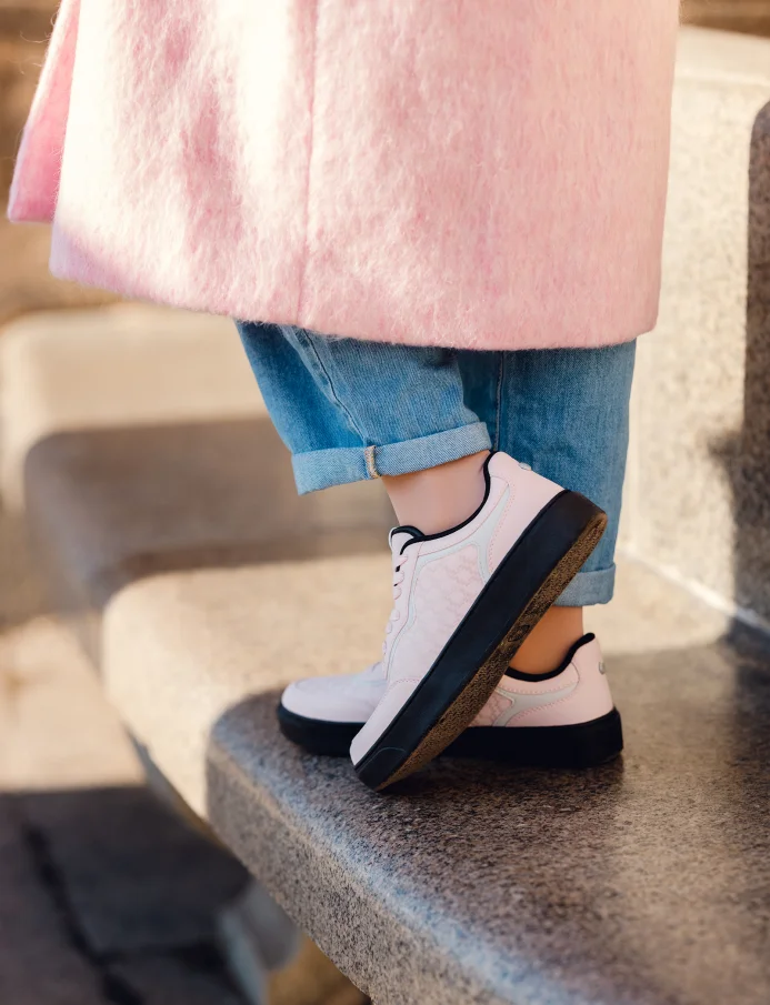 Aura Pink