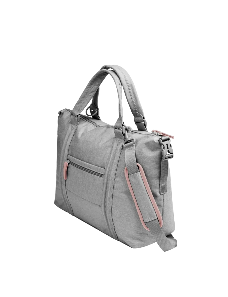 Carola Grey