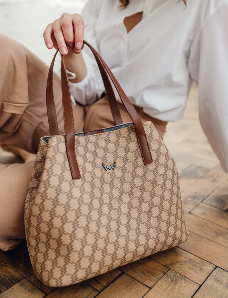 Roselda MN Brown