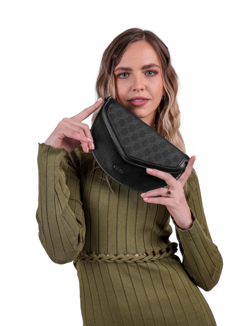 Tricia MN Black