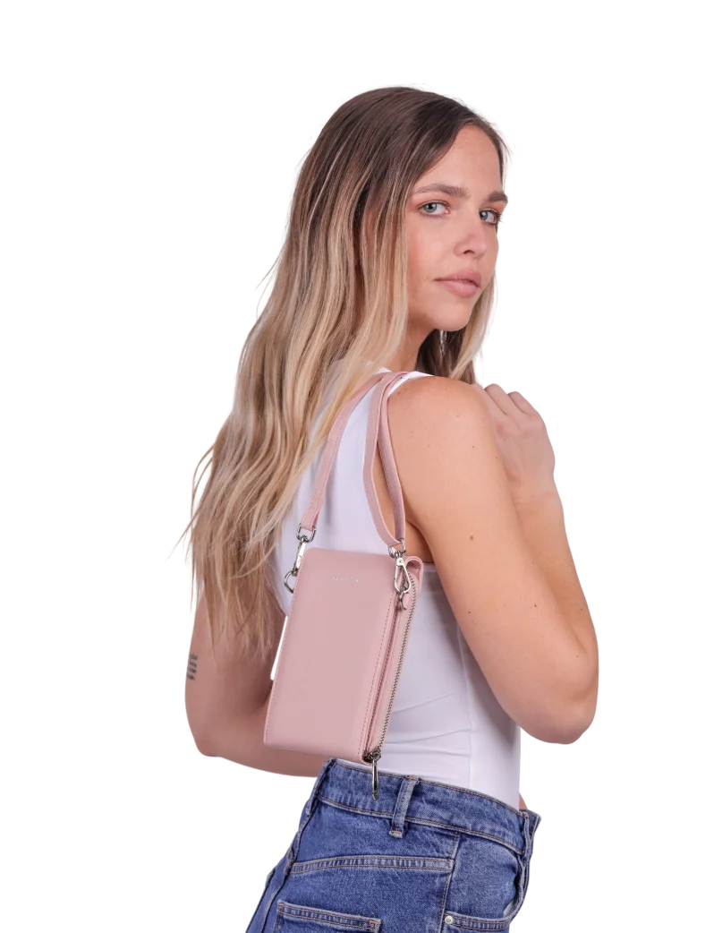 Chanthal Dotty Pink